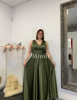 Magasin robe de soirée grande taille hotsell