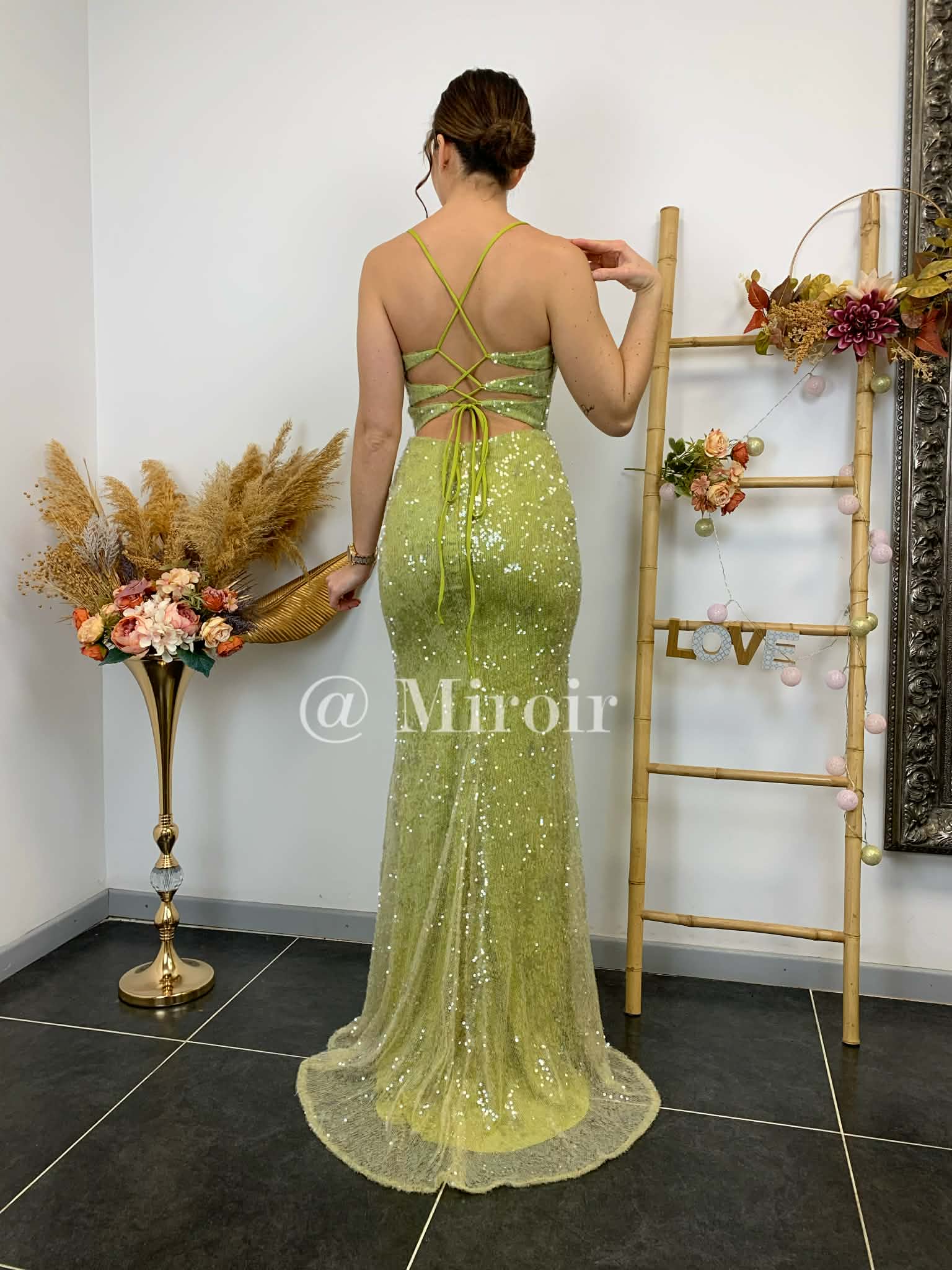 att.-1LtFKVgv1TR8VBYcrAUjagP9clf7nurb3LY1ncvxAw