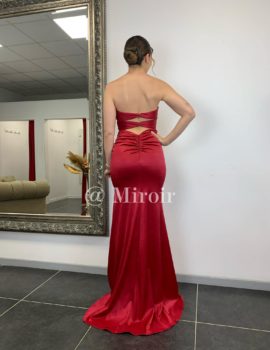 Robe bustier avec une traine 2180