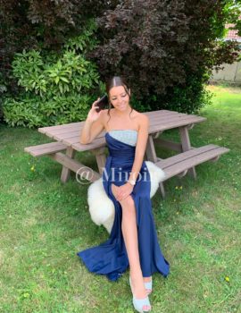 Robe bustier avec des strass 2487